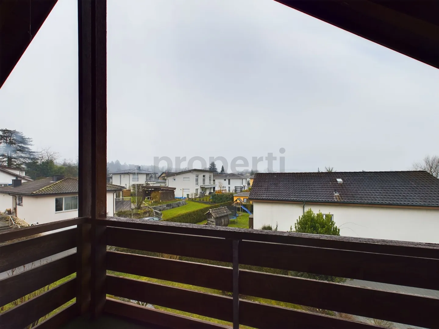 Bright 2.5 Room Attic Apartment in Niederlenz AG - Photo 7 of 10