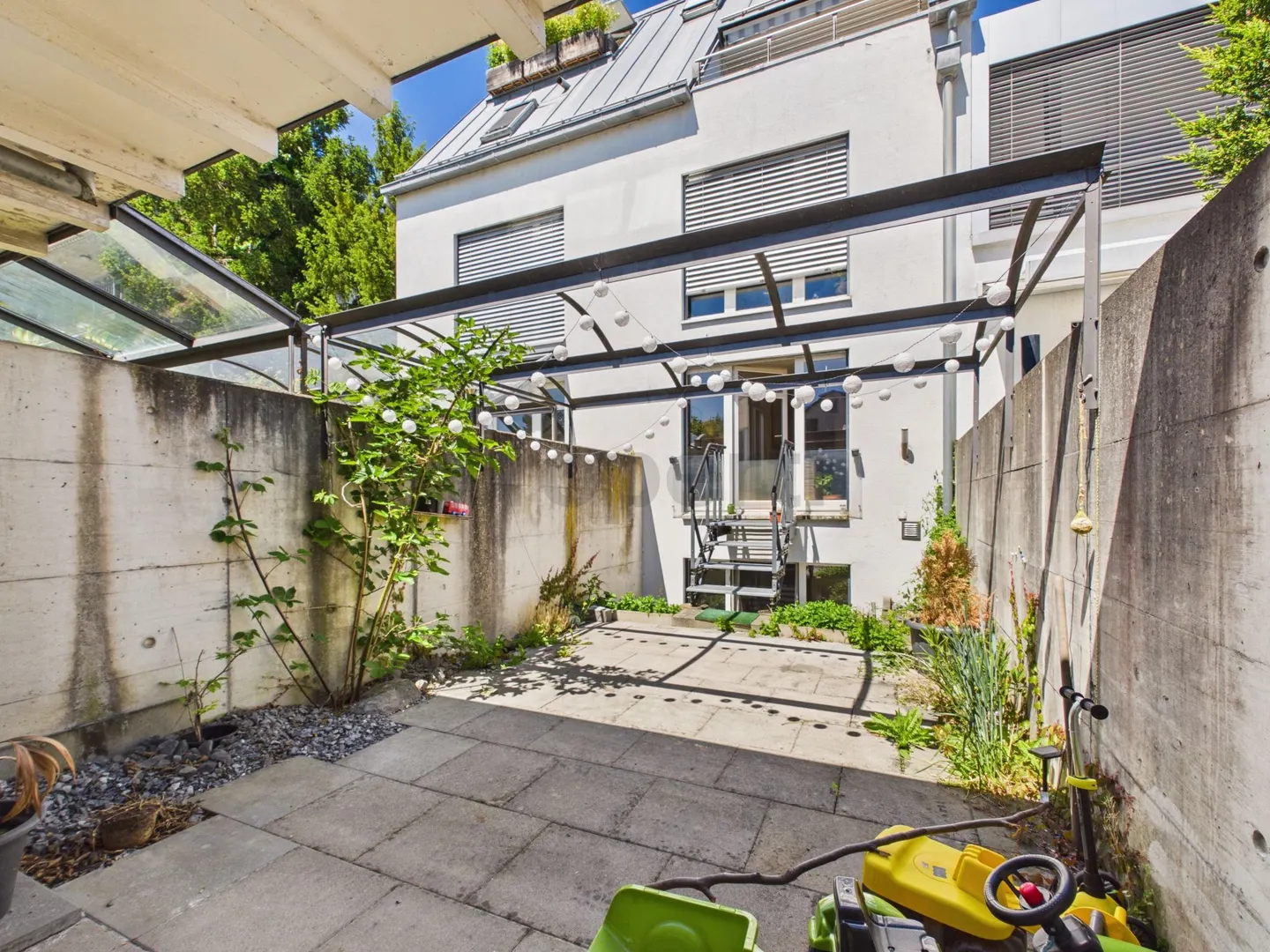 Spacious 3.5-room maisonette with attractive layout, Winterthur - Photo 8 of 13