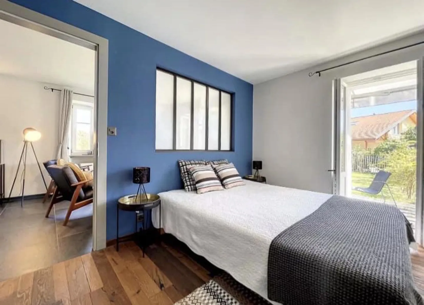 Affascinante casa di 7 stanze (con 2 appartamenti) sulle rive del Lago di Ginevra, St-Gingolph, Canton Vallese (seconda casa possibile) - Foto 4 di 10