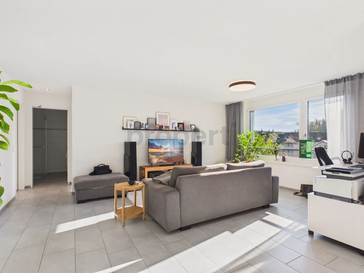 Moderner Wohnkomfort mit Balkon in Bubikon - Photo 1 of 12
