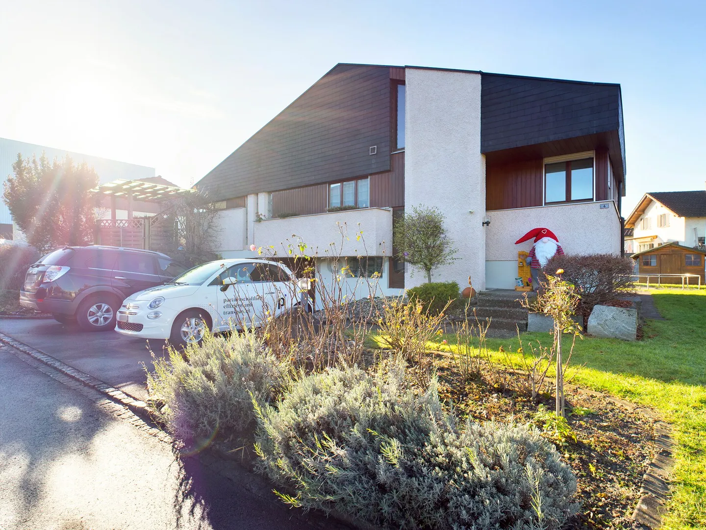 Familienparadies: Einfamilienhaus mit 6.5 Zimmern in Widnau - Photo 2 of 12