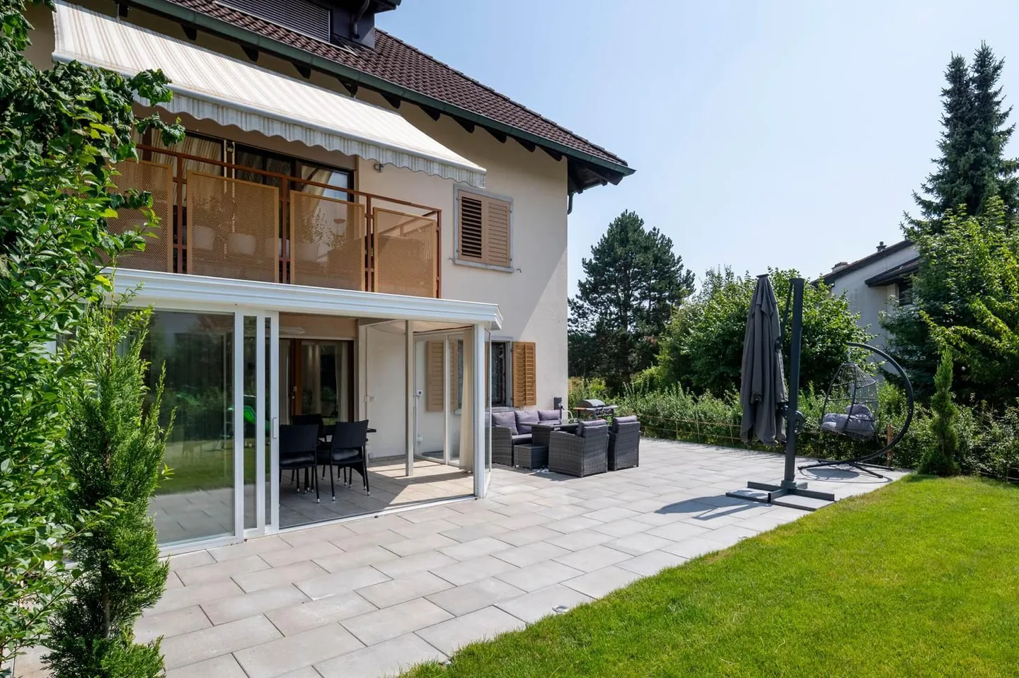 Modern 3.5 Room Apartment with Terrace in Glattfelden - Photo 10 of 13