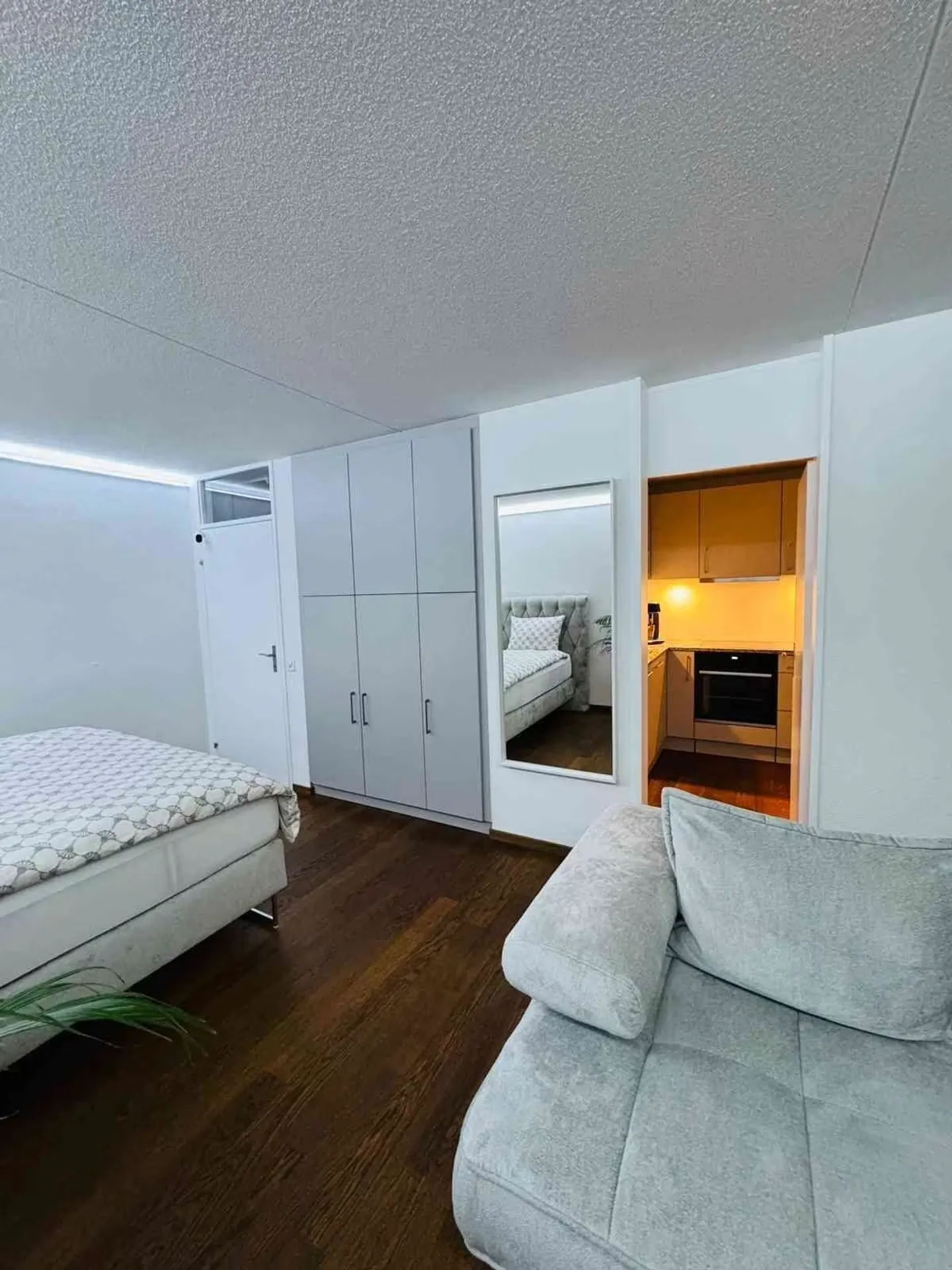 Appartement de 1.5 pièces récemment rénové avec balcon à Baden - Photo 4 sur 7