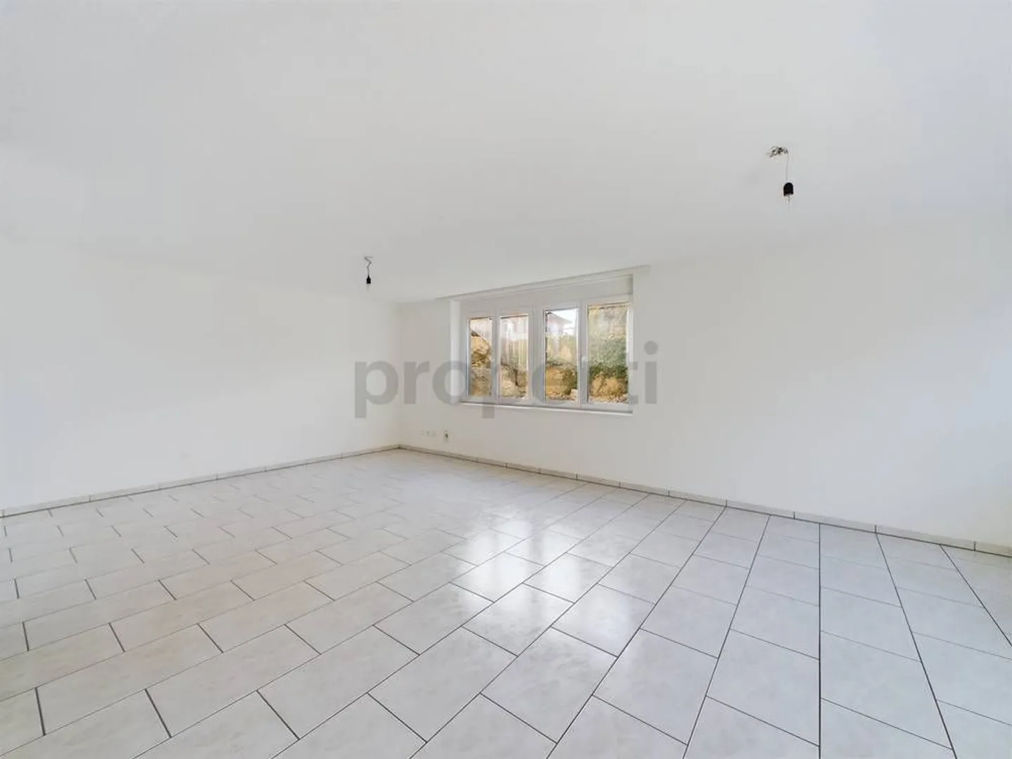 Newly renovated 1-room apartment with cellar, Diessbach near Büren - Photo 2 of 6