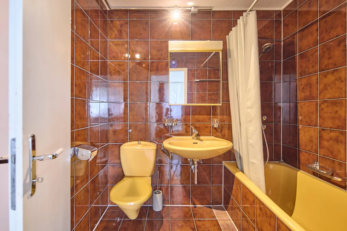 Appartement meublé 2 pièces avec balcon à Zurich Seefeld dans un emplacement calme - Photo 7 sur 12