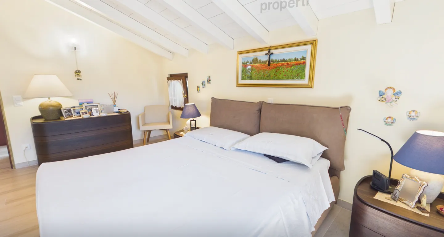 Penthouse di Lusso con Vista Lago - Foto 5 di 13
