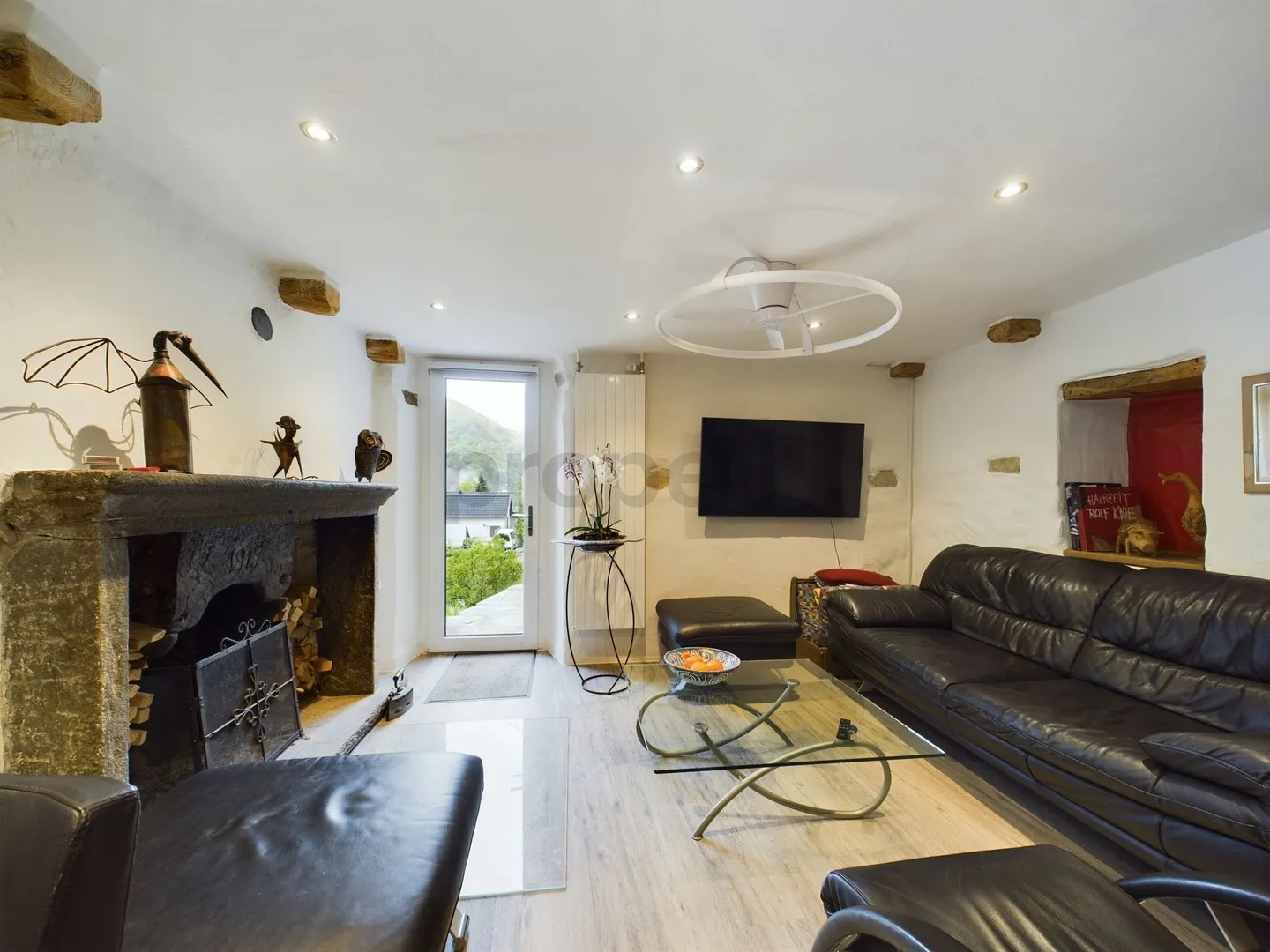 Maison individuelle unique de 5,5 pièces avec appartement sous les combles séparé à Intragna - Photo 5 sur 10