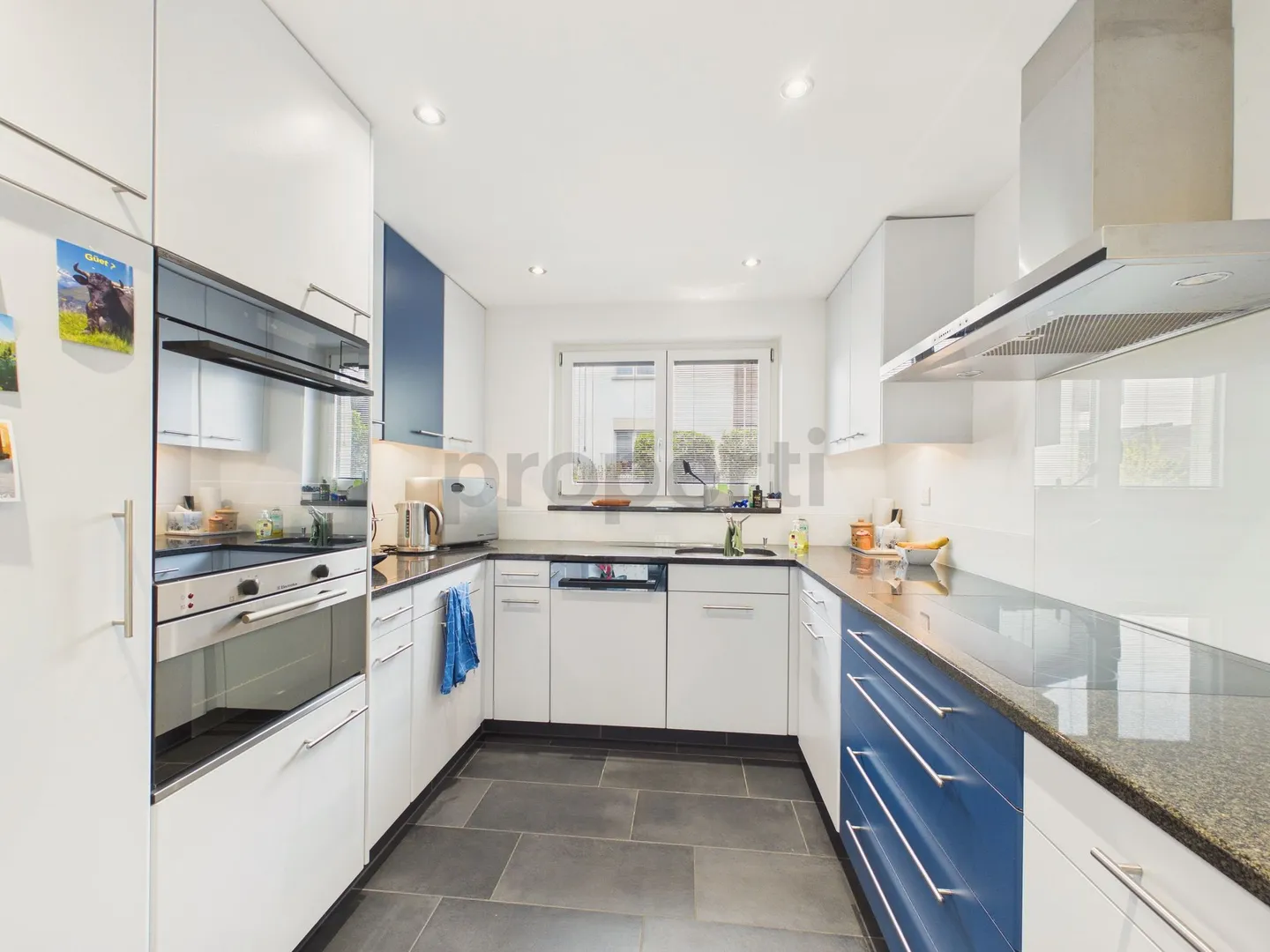 Ruhiges 5.5-Zimmer-Einfamilienhaus mit viel Privatsphäre und direktem Waldzugang in Gebenstorf - Photo 7 of 13