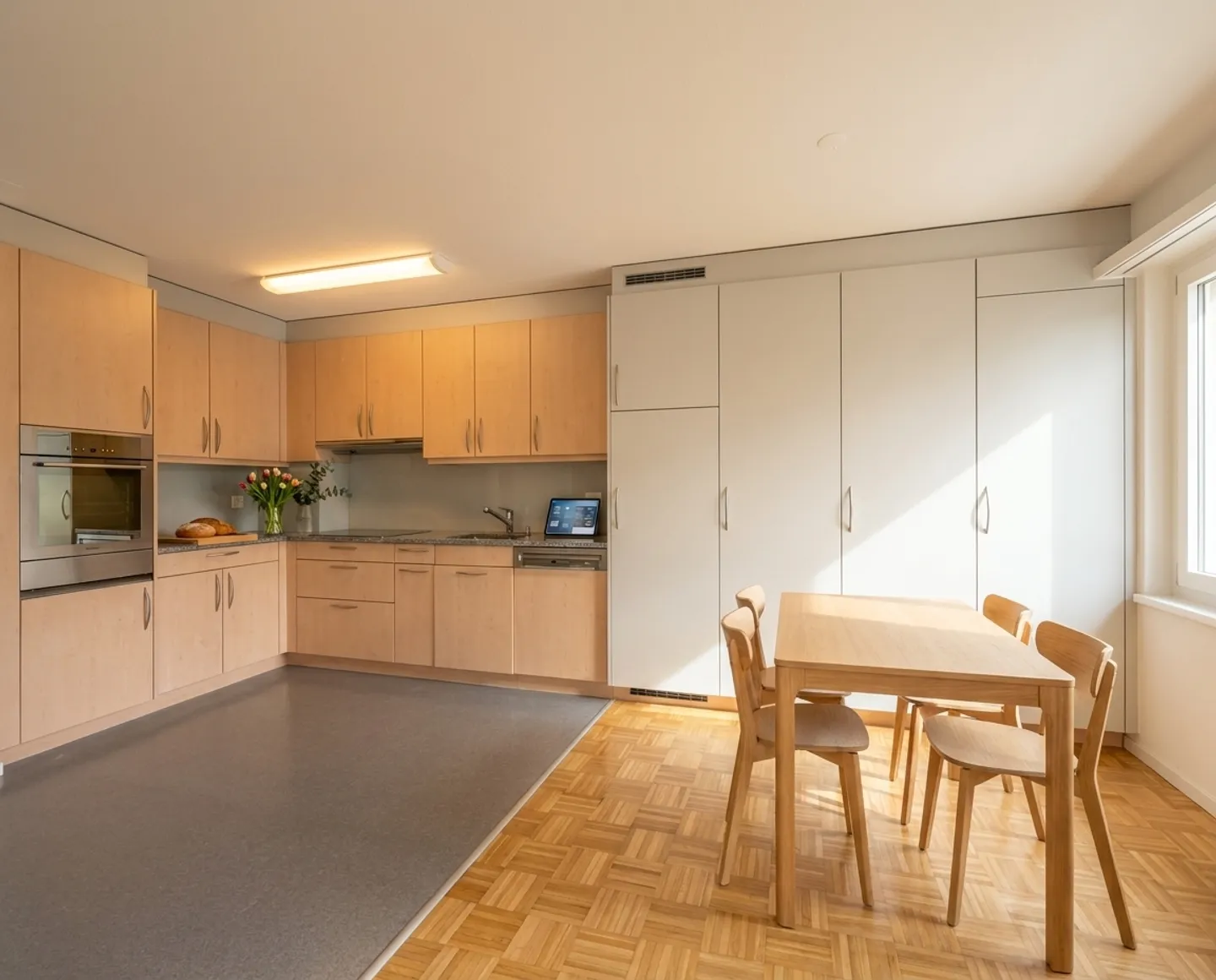 Modern 4.5-Zimmer-Wohnung mit praktischem Tiefgaragenplatz, Wetzikon - Photo 2 sur 10