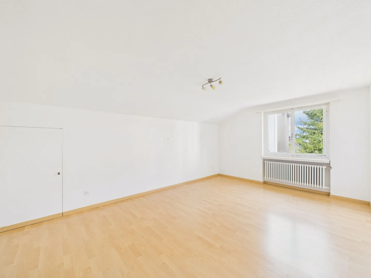 Favolosa casa a schiera in una posizione privilegiata con giardino a Waltenschwil - Foto 8 di 13