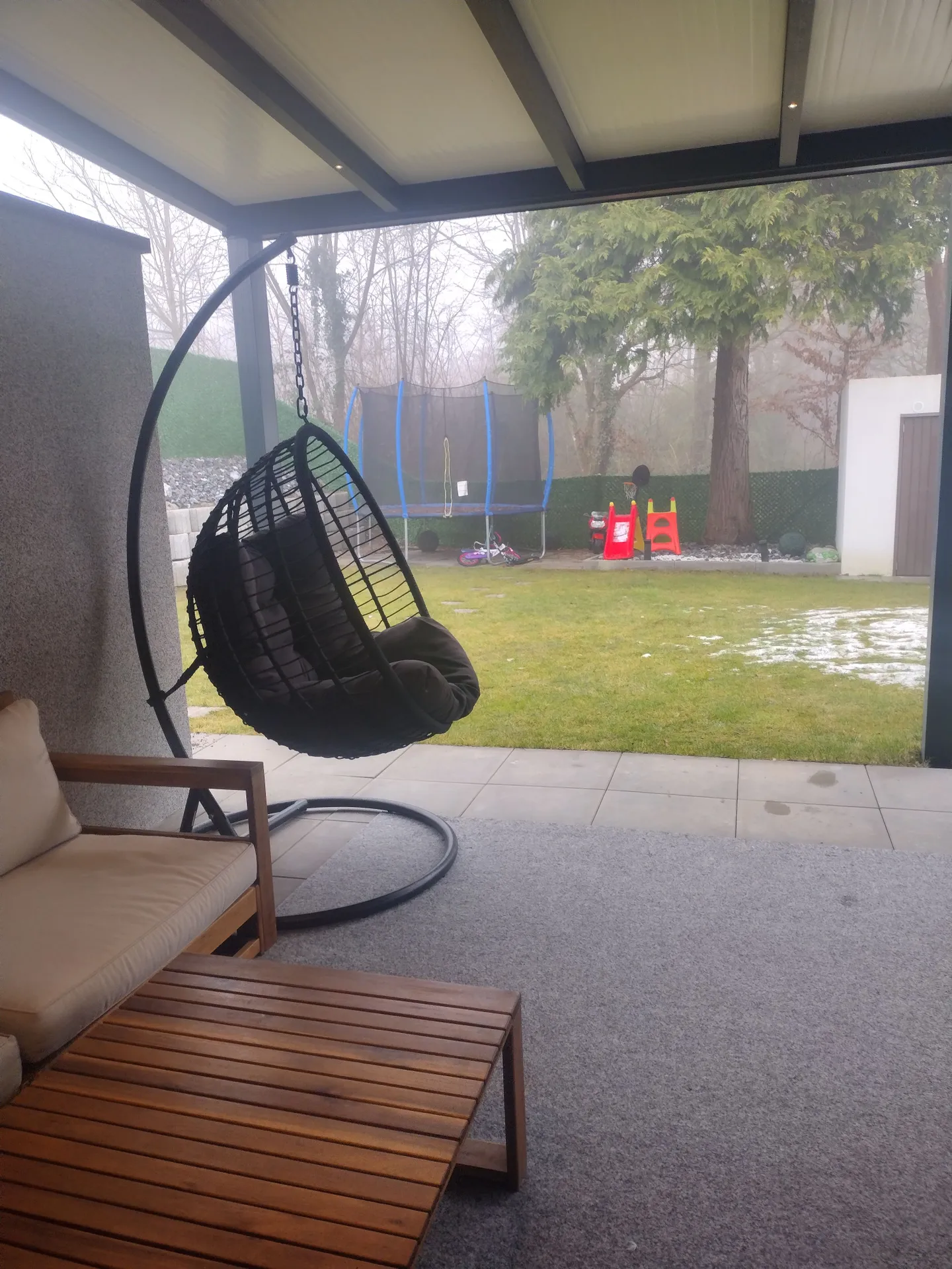 Casa d'angolo di 6,5 locali recentemente ristrutturata con un fantastico giardino a Buchs - Foto 11 di 12