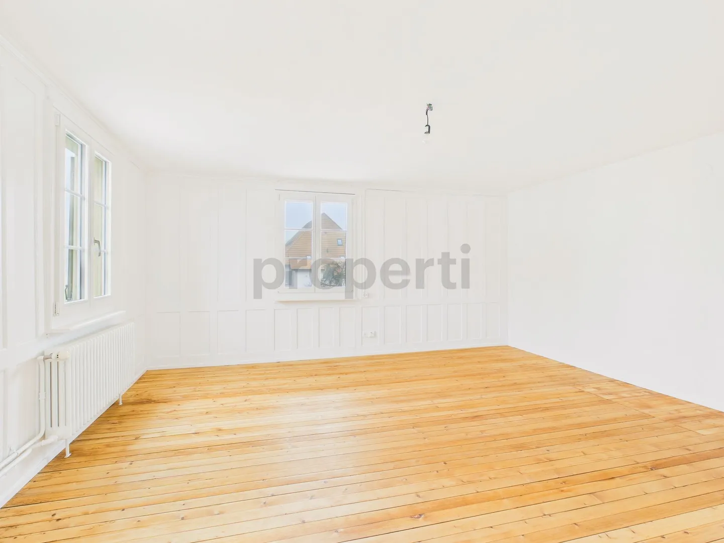 Charming 4.5-room apartment with central location in Nennigkofen - Photo 1 of 9