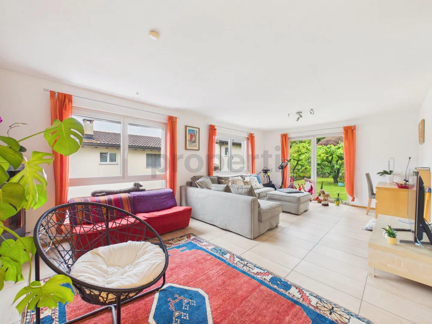Geräumiges 5.5-Zimmer-Einfamilienhaus mit Garten, Gravesano - Foto 1 von 13