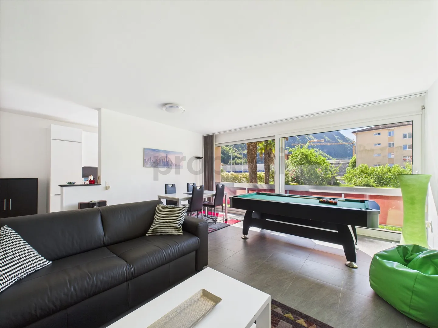 Renovated 3.5-room apartment - Central location in Biasca - Photo 5 of 11