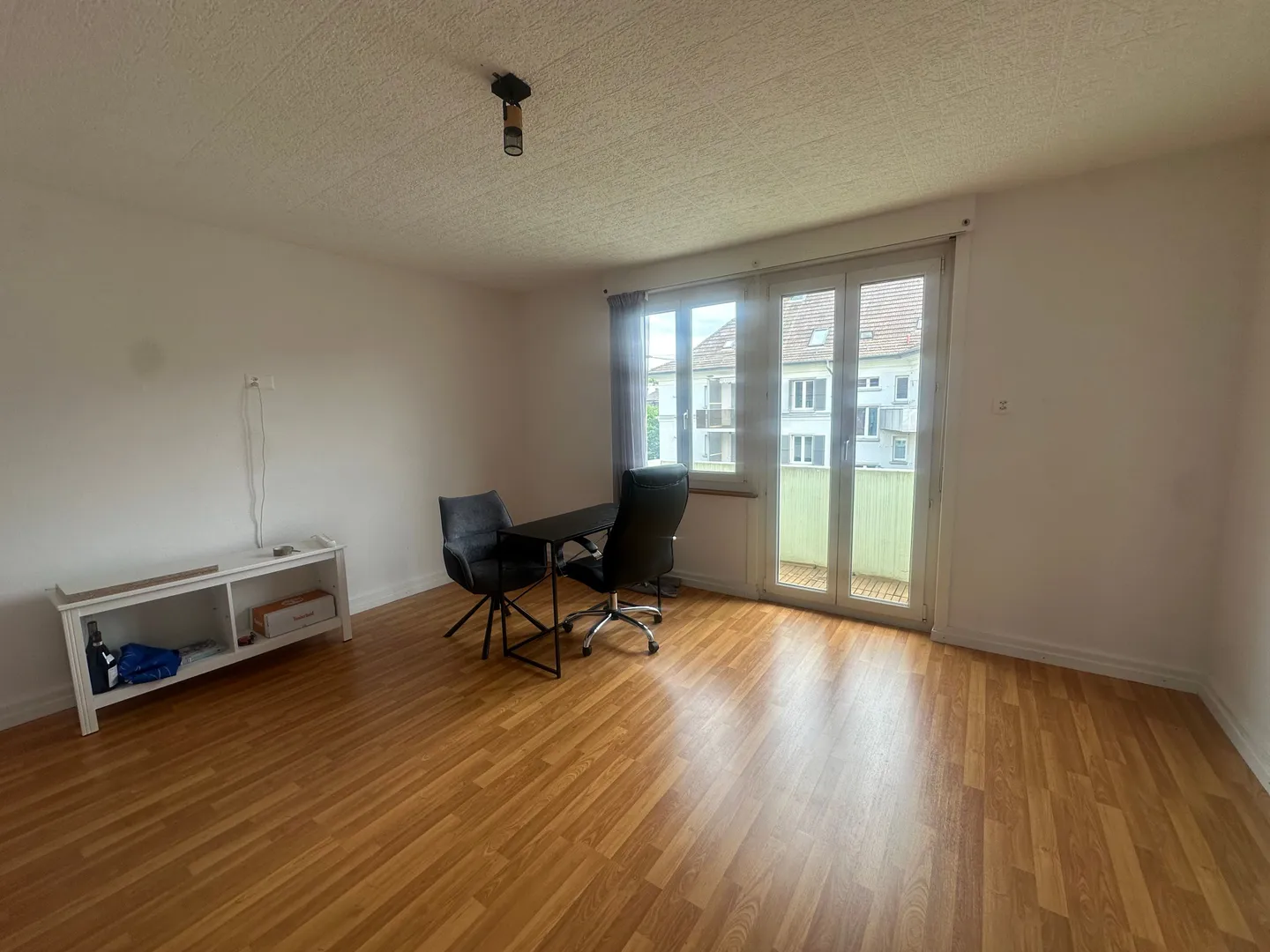 Renovated 3-room apartment in Olten - Photo 2 of 7