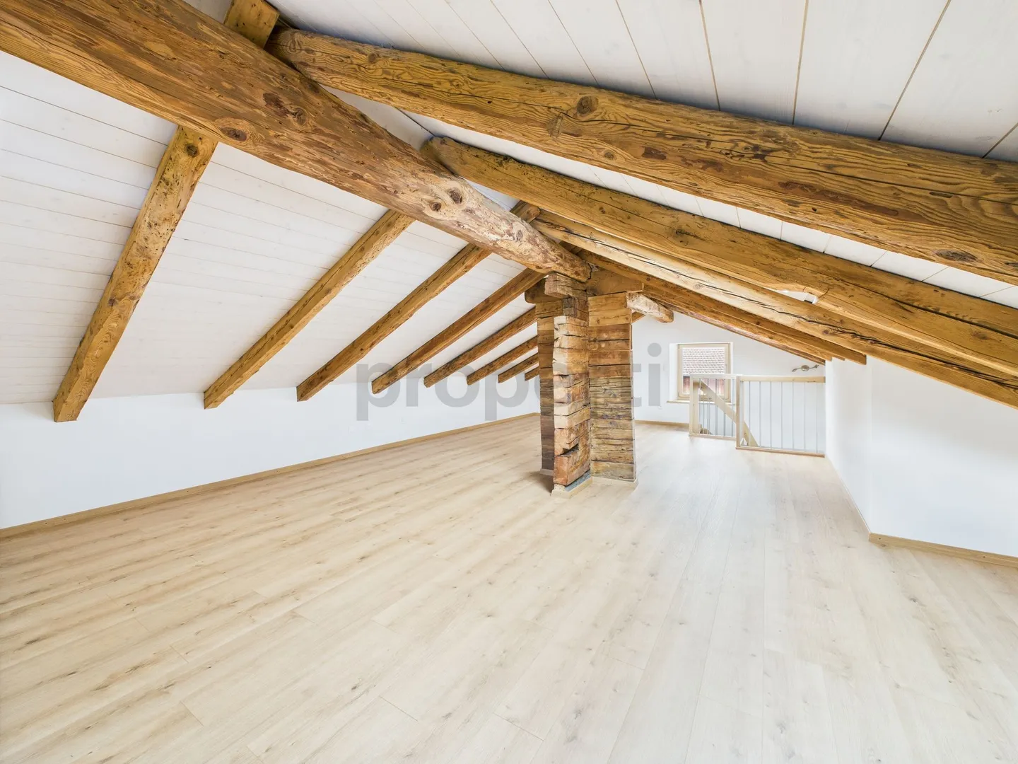 Spacious 4-room apartment in Niedergesteln, Canton VS - Photo 9 of 11