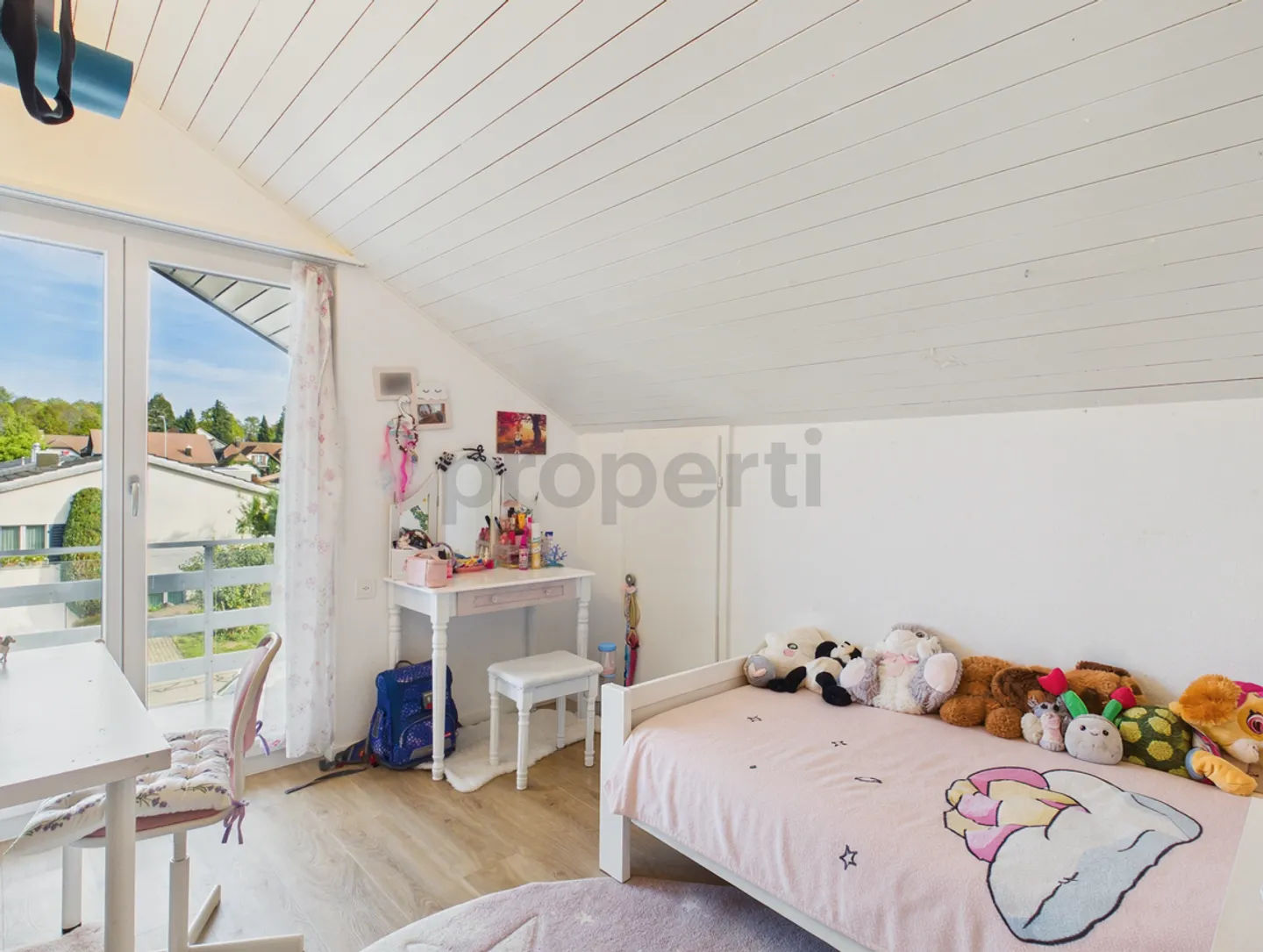 Large Garden, Preferred Sunny Location & Fireplace! - Photo 6 of 12