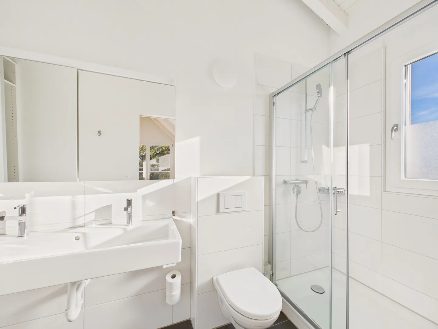 Reiheneinfamilienhaus mit Seesicht an bester Lage in Zollikon - Photo 11 of 13