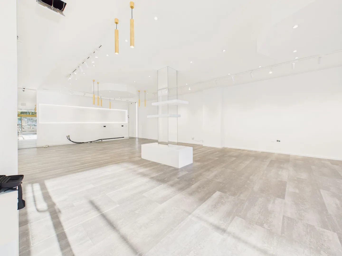 Eccellente locale commerciale nel cuore di Lugano, Canton Ticino - Photo 6 of 12