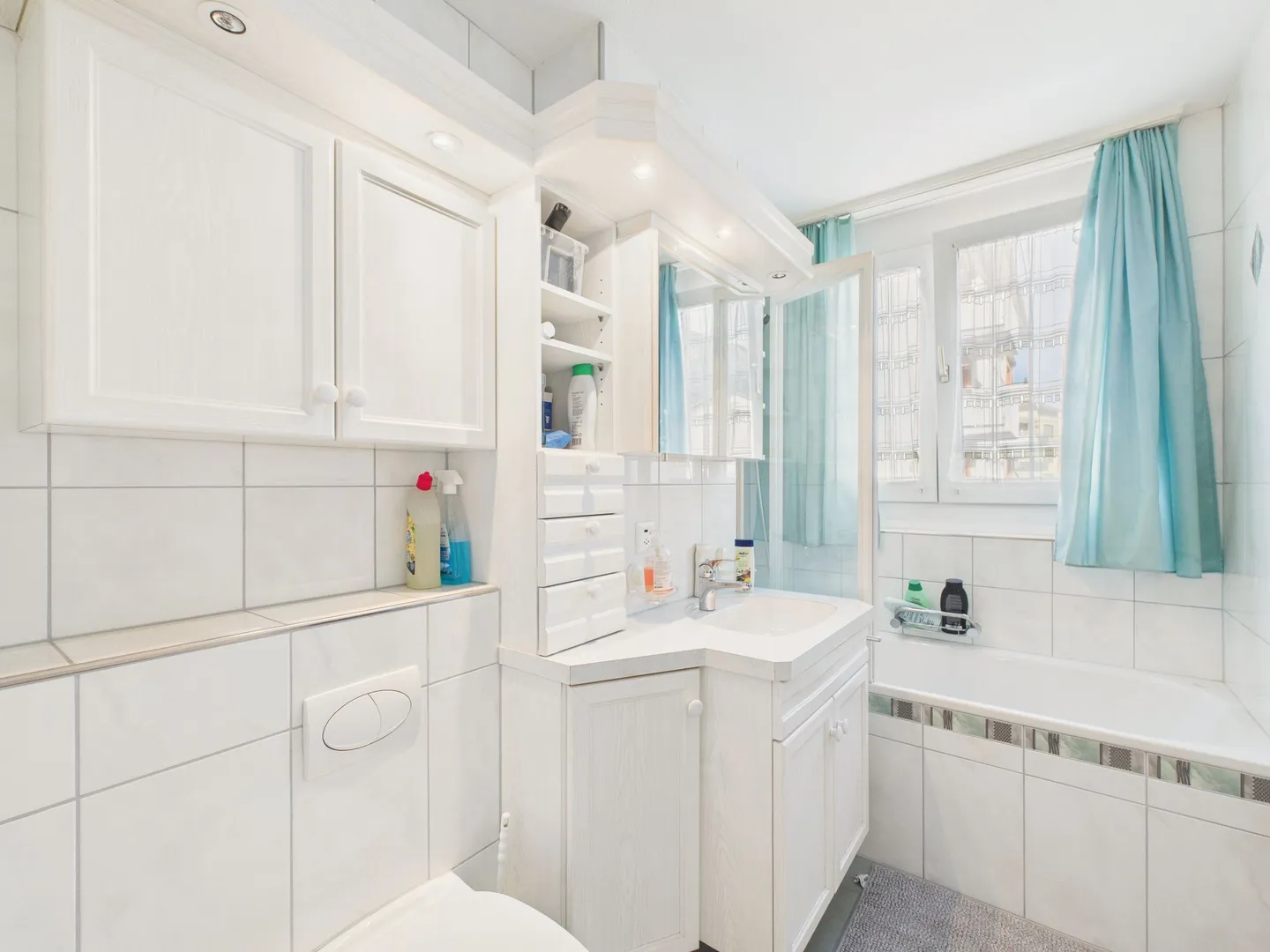 Sonnige 4-Zimmer Wohnung mit Balkon an zentraler Lage in Buchs SG - Photo 7 sur 11