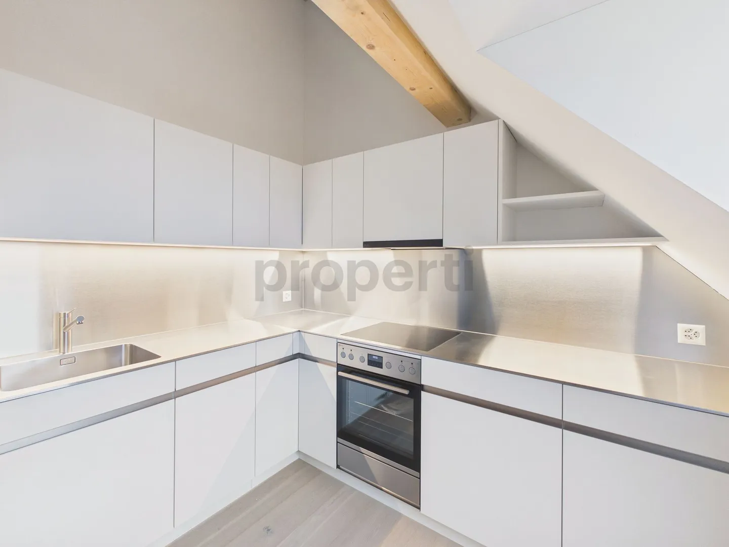 Charmant appartement historique de 4,5 pièces à Stäfa - Photo 4 sur 13