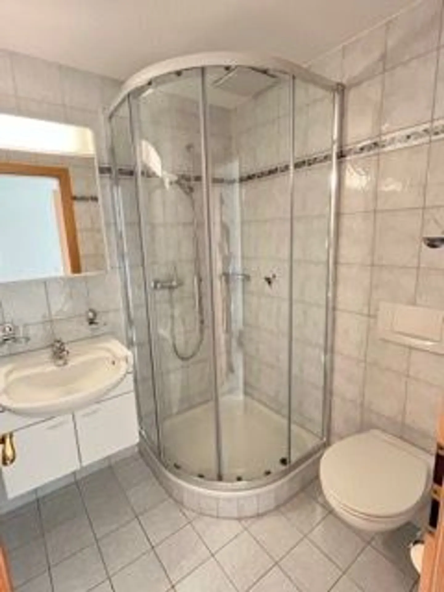 Newly renovated 5.5-room apartment with balcony, Gommiswald - Photo 9 of 12