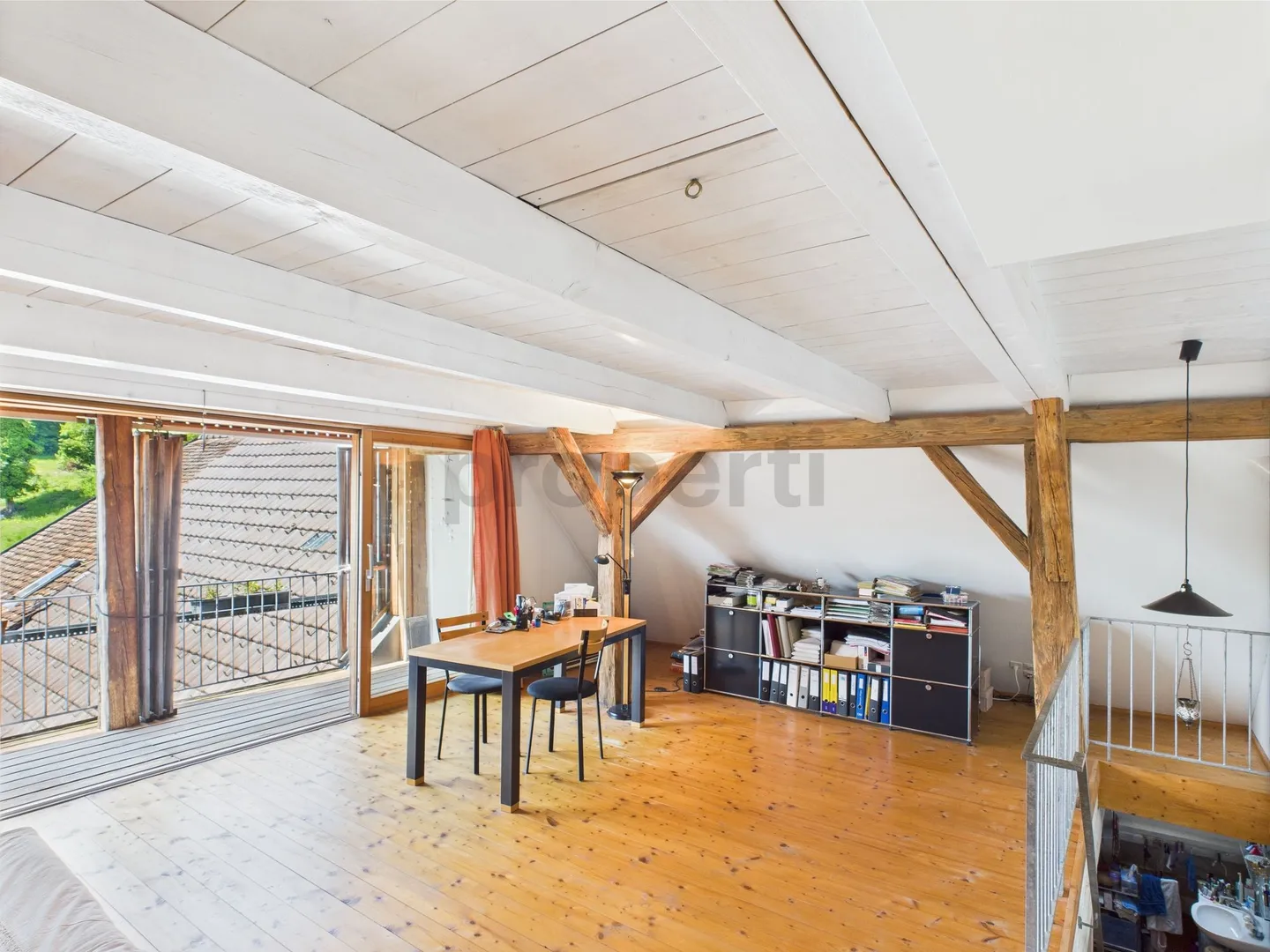 Enchanting and lovingly maintained single-family home for families on 4 spacious floors - Photo 4 of 11