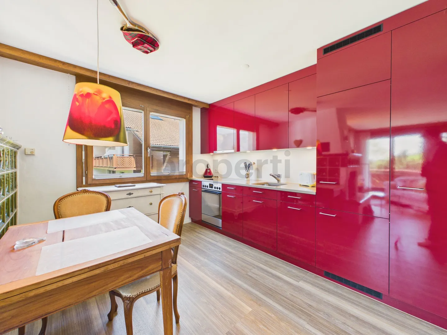 Panorama 4.5-Room Maisonette Apartment with Balcony, Seelisberg - Photo 2 of 9