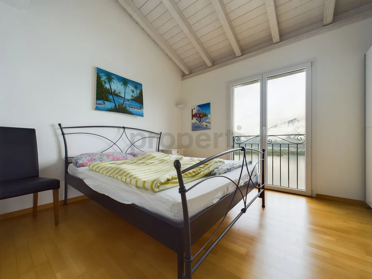 Dreamlike 5.5-room penthouse apartment in Vairano with a view of Lake Maggiore - Photo 5 of 13