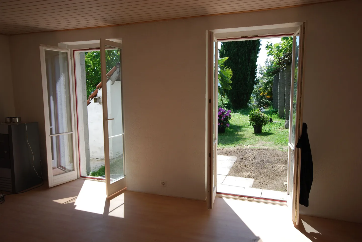 Cozy independent house of 4.5 rooms in a privileged position in S. Pietro di Stabio - Photo 2 of 8