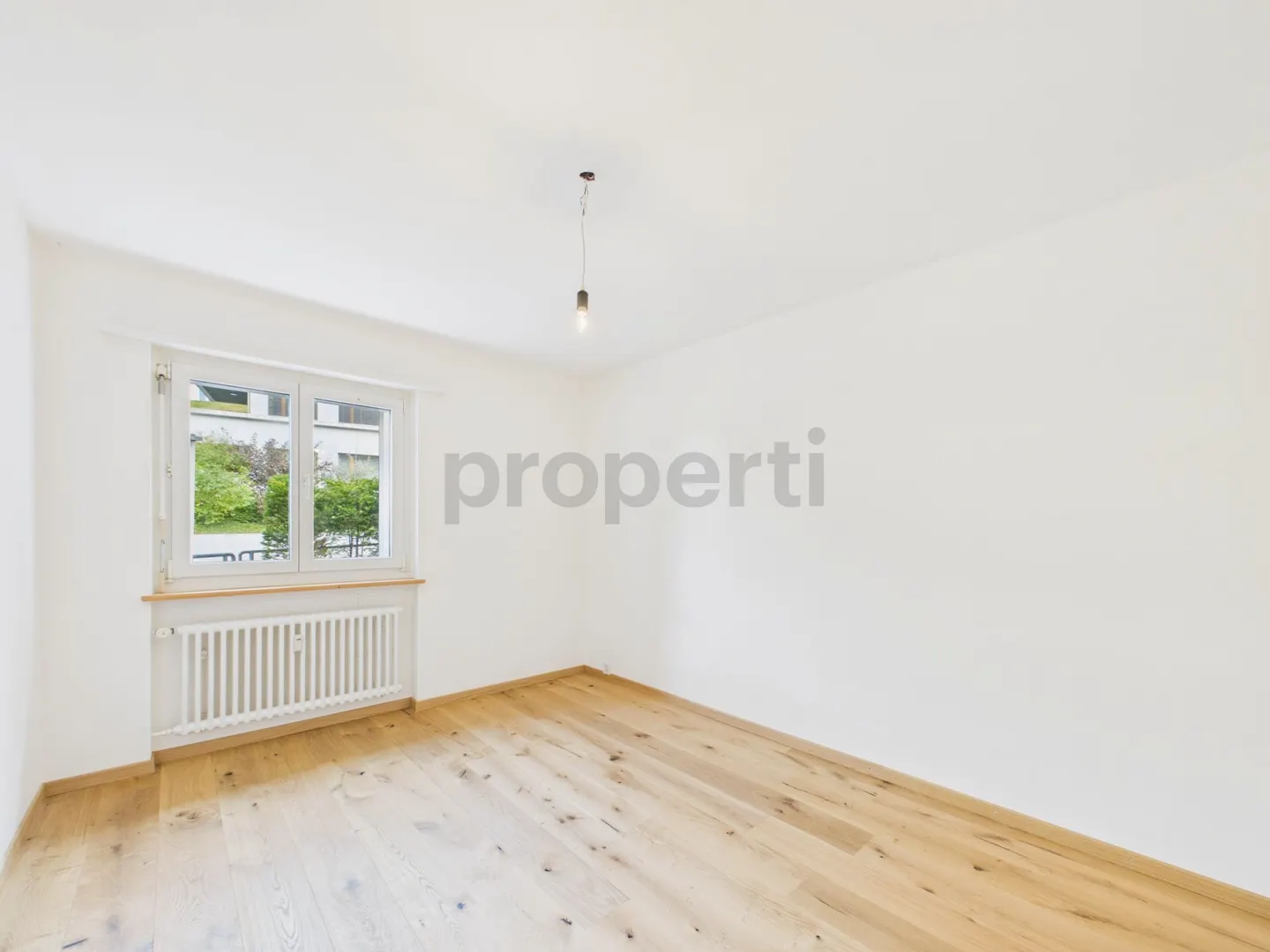 Freshly Renovated (2026), Bright Rooms & Harmonious Living Environment! - Photo 5 of 8