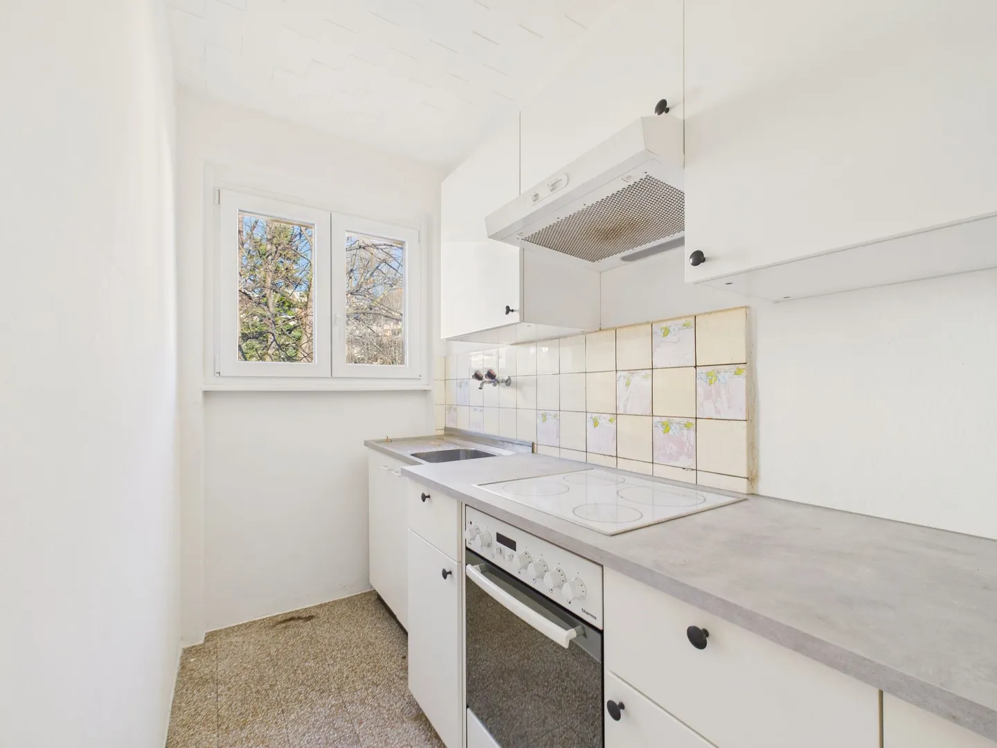 Great opportunity in Morbio Inferiore: Multifamily Building for Sale - Photo 2 of 12