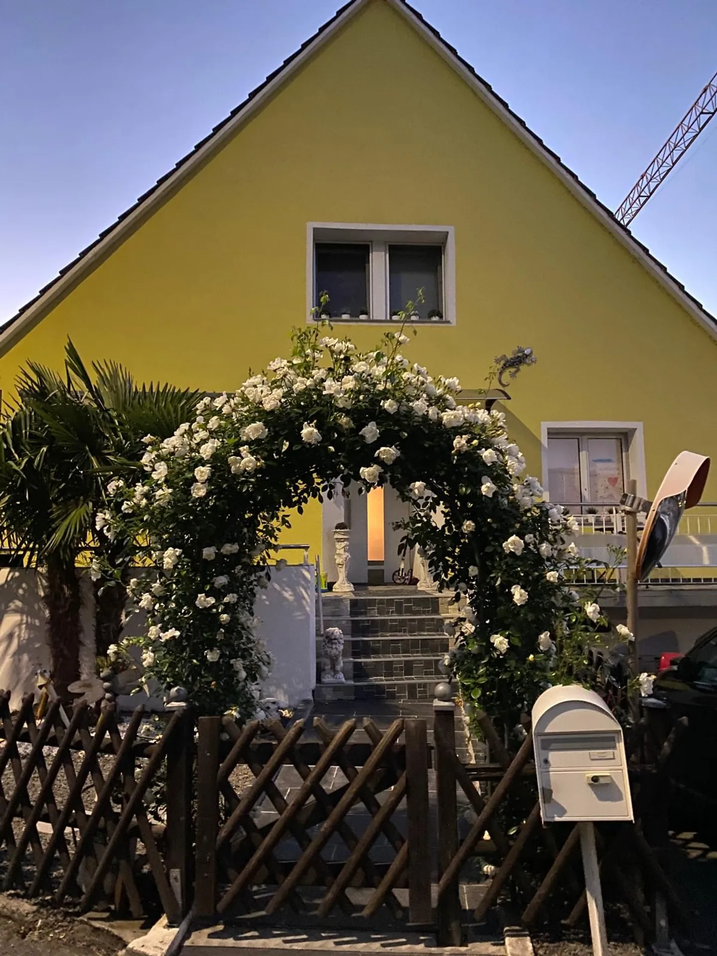 Renoviertes 6.5-Zimmer-Einfamilienhaus mit grosszügigem Garten in Menziken - Foto 1 di 10