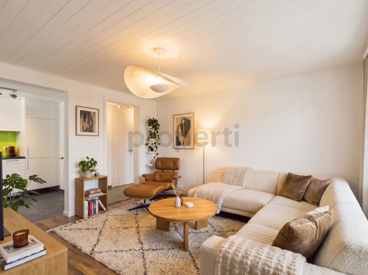 Helle 2-Zimmer-Dachgeschoss-Wohnung in Dorfzentrum von Füllinsdorf - Foto 6 von 13