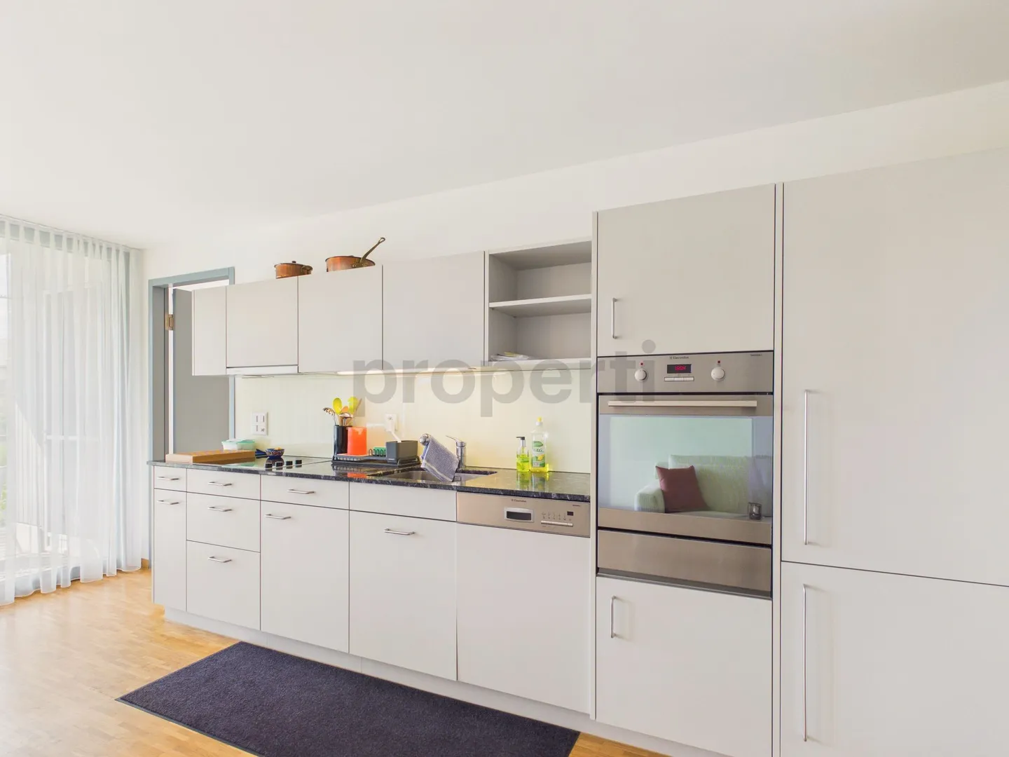 2.5-room apartment with terrace and close to the train station in Mammern - Photo 5 of 13