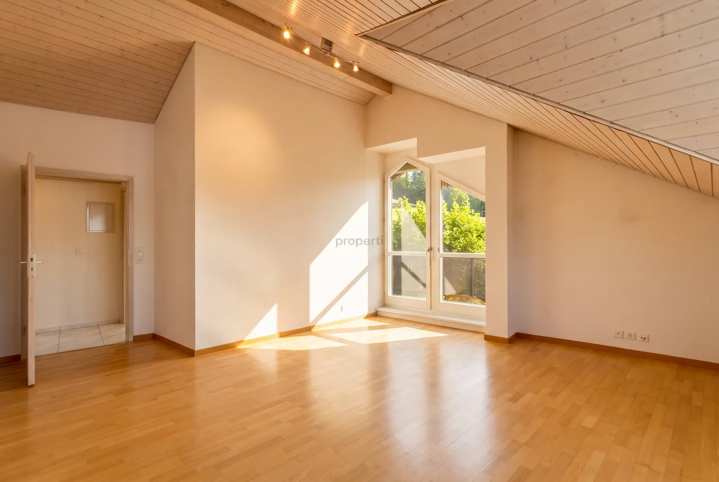 Lichtdurchflutete Wohnung in Buchs - Foto 1 von 7