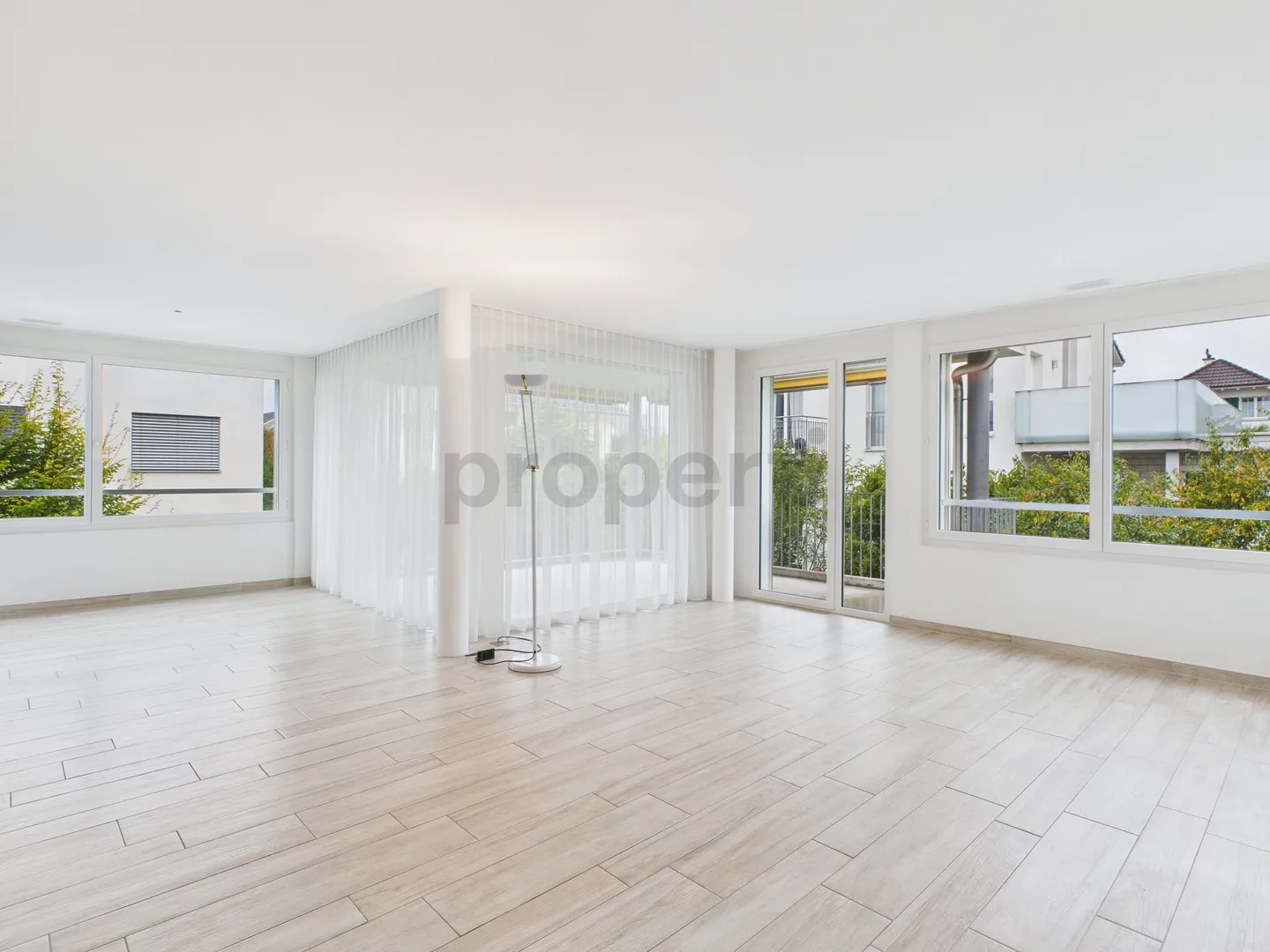 Light-Filled Dream Apartment in Niederwil AG with 5.5 Rooms - Photo 1 of 9