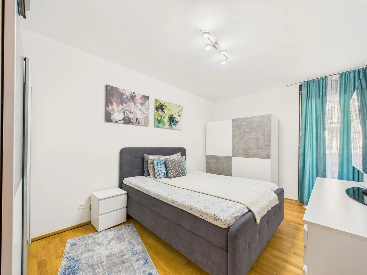 Spacious and bright 5.5 rooms ideal for families in Bellinzona - Photo 7 of 13