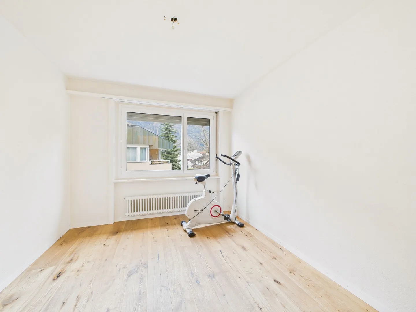 Cozy 3.5-Room Apartment in Altdorf - Photo 5 of 6