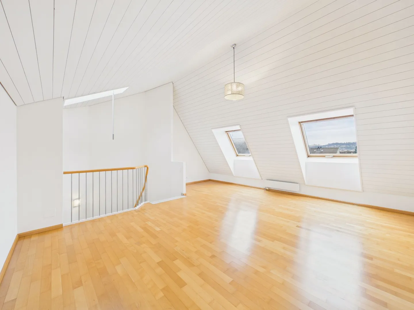 Modern 6.5-Room Single-Family House in Reinach - Photo 8 of 12