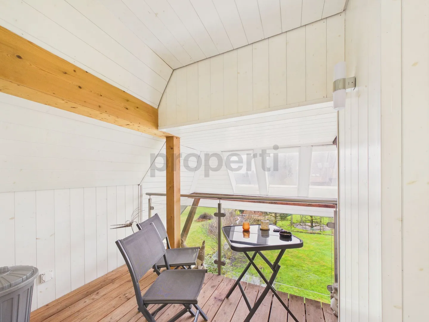 Maisonette ristrutturata di 4,5 stanze in un antico casale con balcone, Rothrist AG - Foto 10 di 13