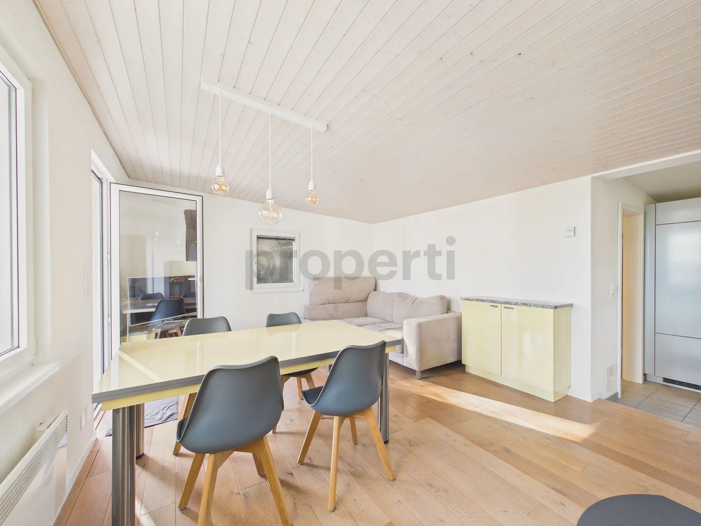 Charming Single-Family Home with Stunning Views in Buchs - Photo 5 of 13