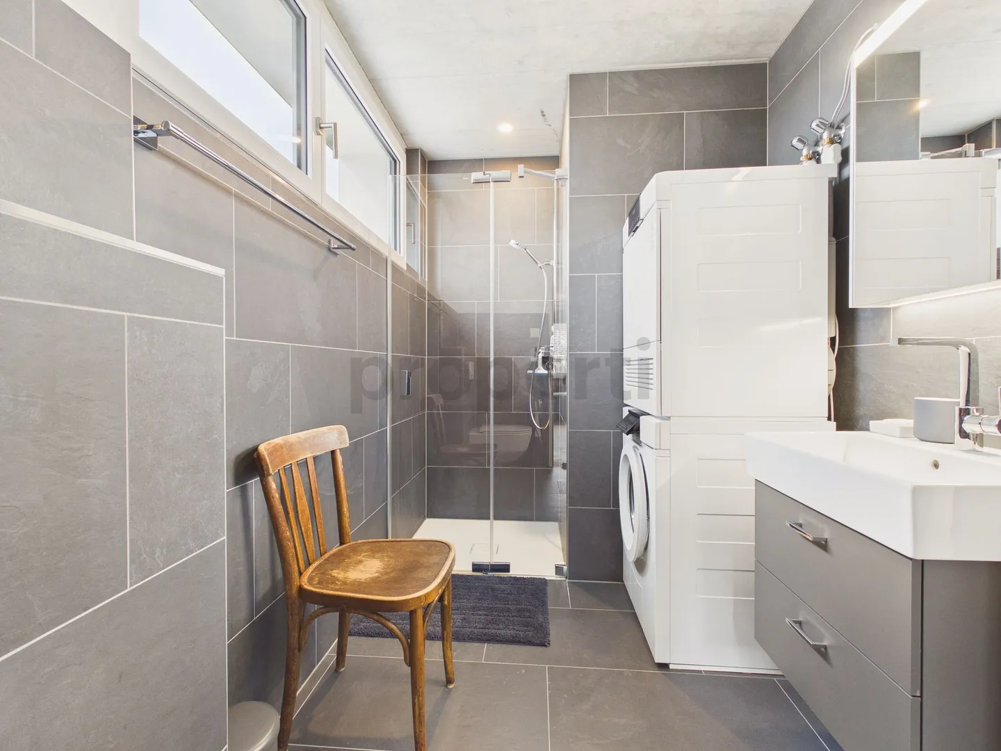 Monolocale moderno di 1,5 locali con arredamento elegante, Wetzikon ZH - Foto 8 di 12