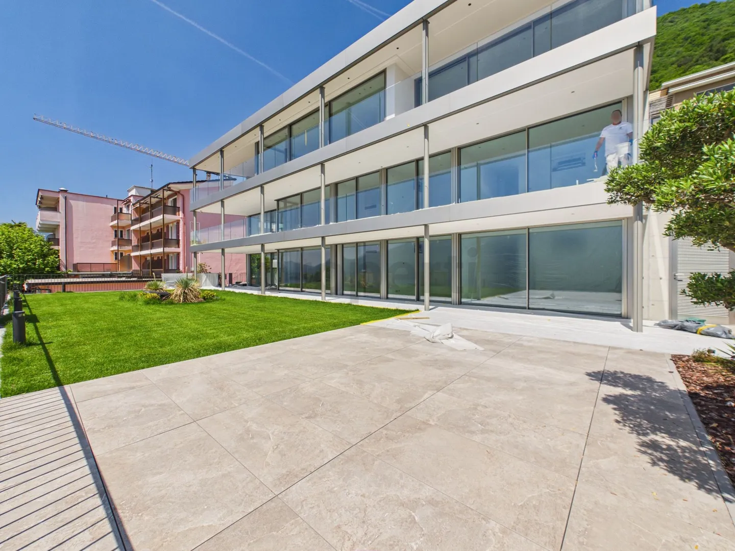 Exclusive 4.5 Room Apartment - Brione Sopra Minusio - Photo 1 of 13