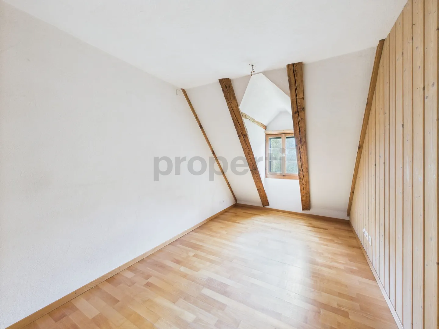 Appartamento attico 3.5 camere affascinante a Cham - Foto 6 di 8