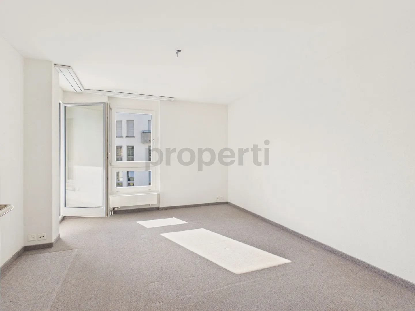 Helle 3.5-Zimmer Wohnung mit Balkon in Uzwil - Foto 4 di 11