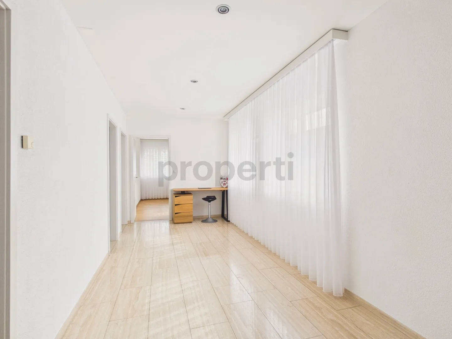 Appartement penthouse spacieux de 4,5 pièces avec terrasse généreuse à St. Margrethen - Photo 9 sur 13