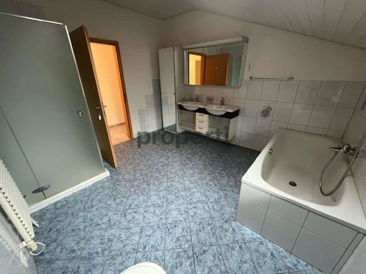 Charming 5.5-Room Apartment in Hemmiken - Photo 6 of 8