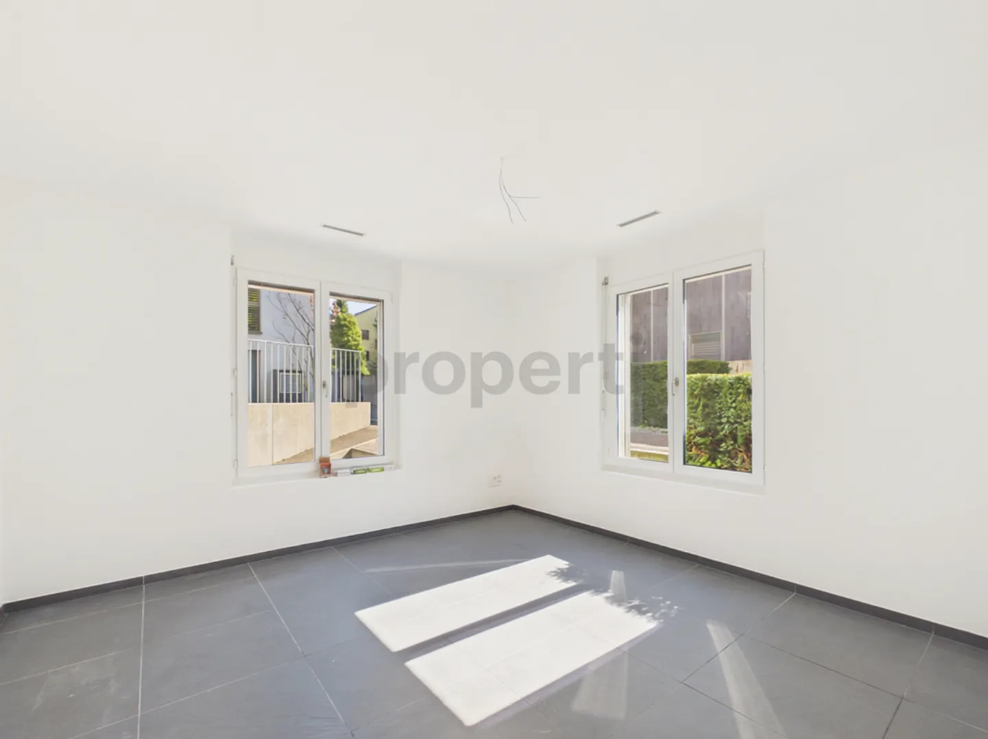 Newly renovated 5.5-room condominium with elevator, Opfikon - Photo 9 of 13
