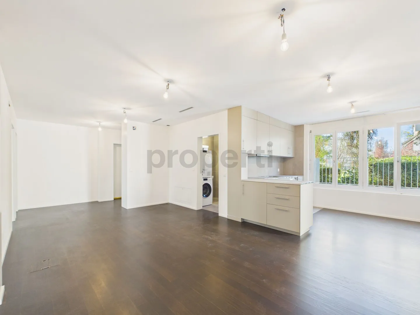 Moderne 4.5-Zimmer-Wohnung mit Aufzug, Opfikon - Photo 1 of 10